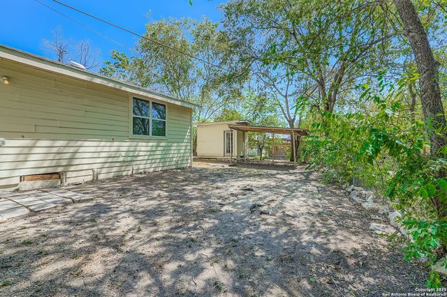 122 Adrian Dr, San Antonio, TX 78213