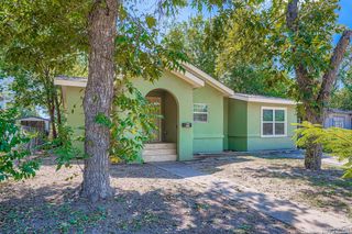 122 Adrian Dr, San Antonio, TX 78213