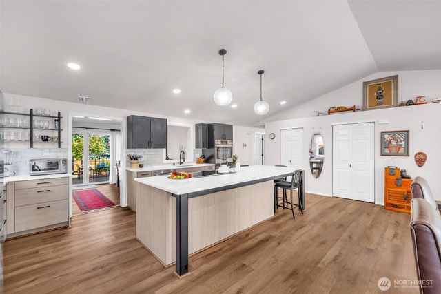 6407 N 51st Street, Tacoma, WA 98407