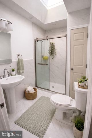 1650 E LYCOMING ST, Philadelphia, PA 19124