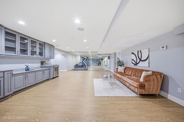 24 Normandy Rd, Lexington, MA 02421
