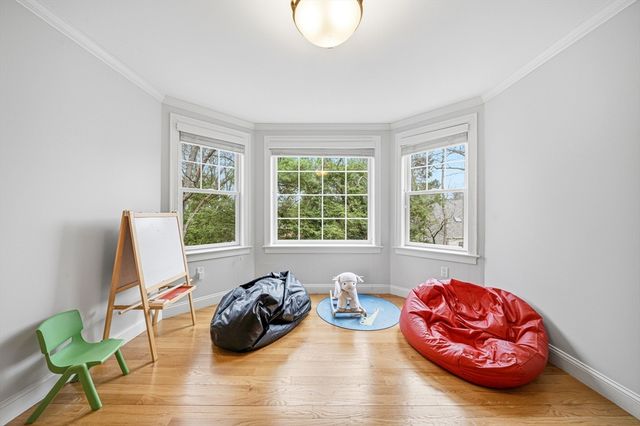 24 Normandy Rd, Lexington, MA 02421