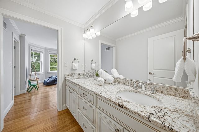 24 Normandy Rd, Lexington, MA 02421