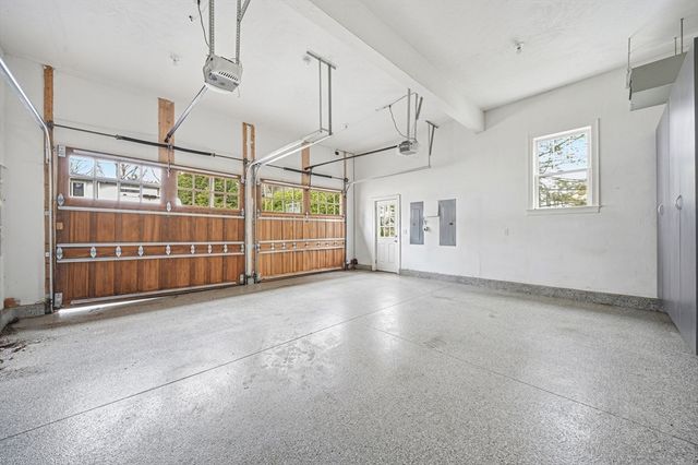 24 Normandy Rd, Lexington, MA 02421