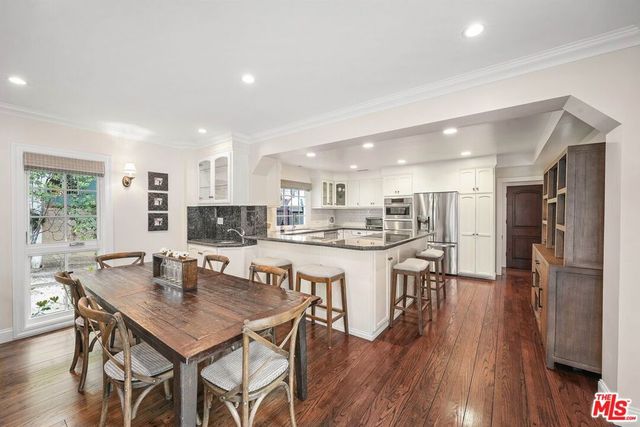 15434 Sutton Street, Sherman Oaks, CA 91403