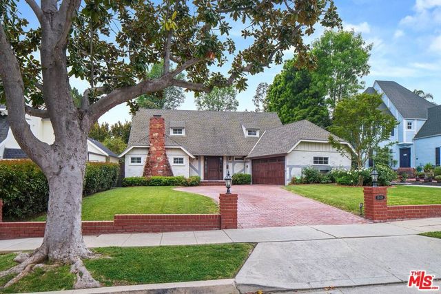 15434 Sutton Street, Sherman Oaks, CA 91403