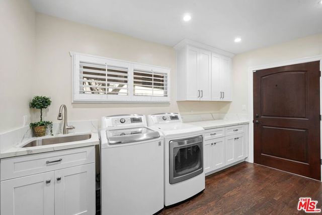 15434 Sutton Street, Sherman Oaks, CA 91403