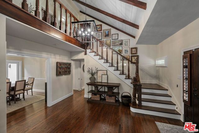 15434 Sutton Street, Sherman Oaks, CA 91403