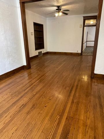 2724 W Flournoy Street, Chicago, IL 60624