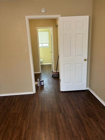 1907 Townesouth CIR A, Austin, TX 78741