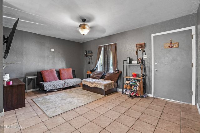 5516 FAIRBANKS Drive, El Paso, TX 79924