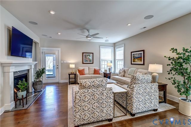 15640 Mosaic Creek Blvd, Richmond, VA 23238
