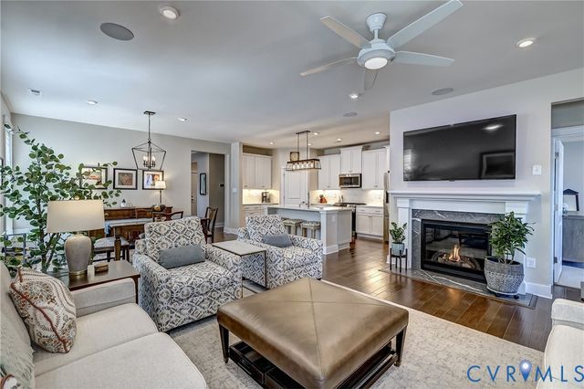 15640 Mosaic Creek Blvd, Richmond, VA 23238