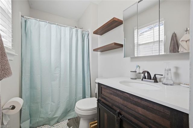 1376 Beacons Reach DR, Virginia Beach, VA 23454