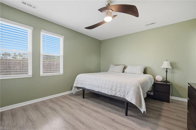 1376 Beacons Reach DR, Virginia Beach, VA 23454