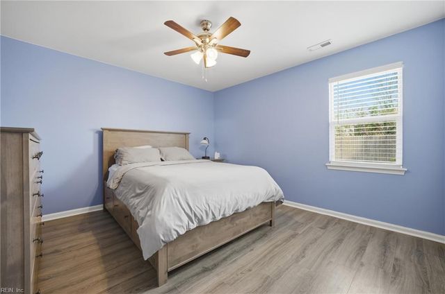 1376 Beacons Reach DR, Virginia Beach, VA 23454