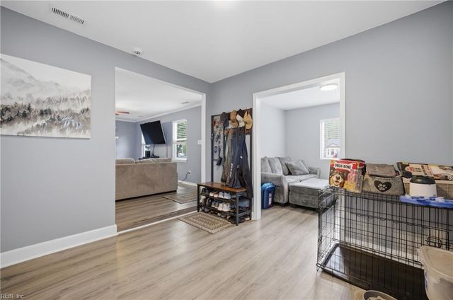 1376 Beacons Reach DR, Virginia Beach, VA 23454