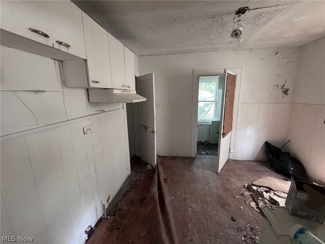 13601 Argus Avenue, Cleveland, OH 44110