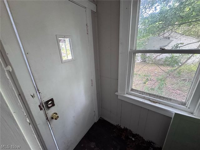 13601 Argus Avenue, Cleveland, OH 44110