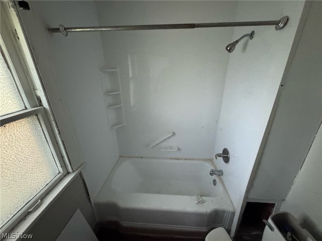 13601 Argus Avenue, Cleveland, OH 44110