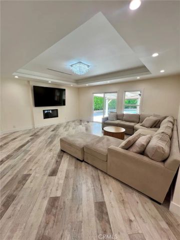 17161 Vintage, Northridge, CA 91325