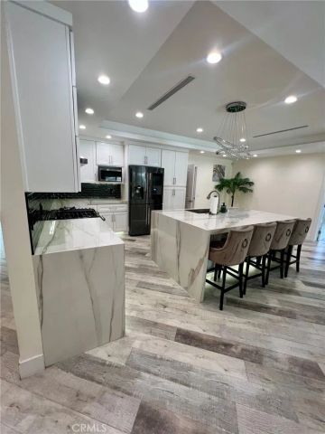 17161 Vintage, Northridge, CA 91325
