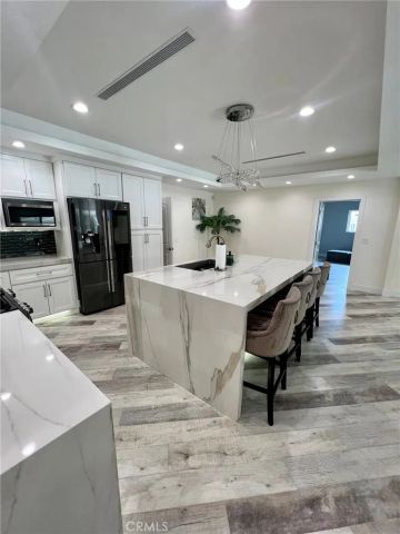 17161 Vintage, Northridge, CA 91325