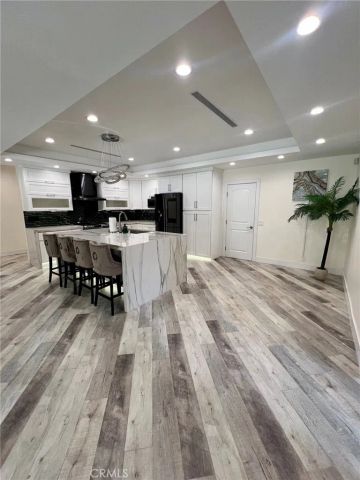 17161 Vintage, Northridge, CA 91325