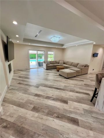 17161 Vintage, Northridge, CA 91325