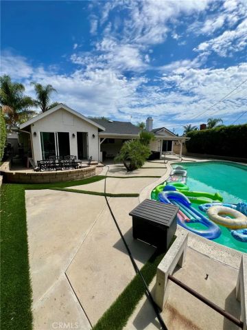 17161 Vintage, Northridge, CA 91325