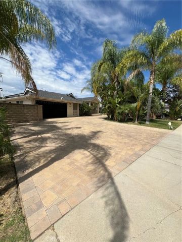 17161 Vintage, Northridge, CA 91325