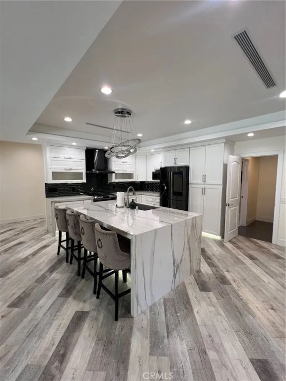 17161 Vintage, Northridge, CA 91325