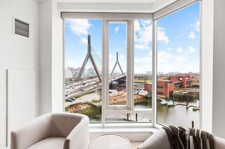 100 Lovejoy Wharf 8-H, Boston, MA 02114