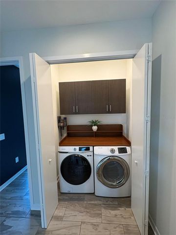 343 8TH STREET N, St Petersburg, FL 33701
