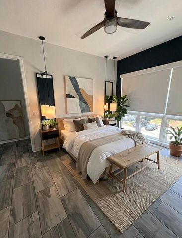 343 8TH STREET N, St Petersburg, FL 33701