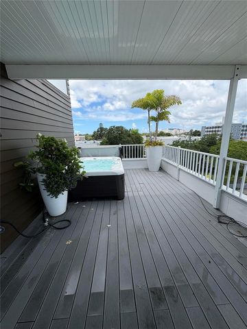 343 8TH STREET N, St Petersburg, FL 33701