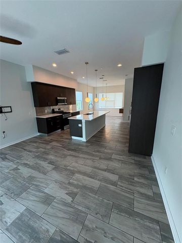 343 8TH STREET N, St Petersburg, FL 33701