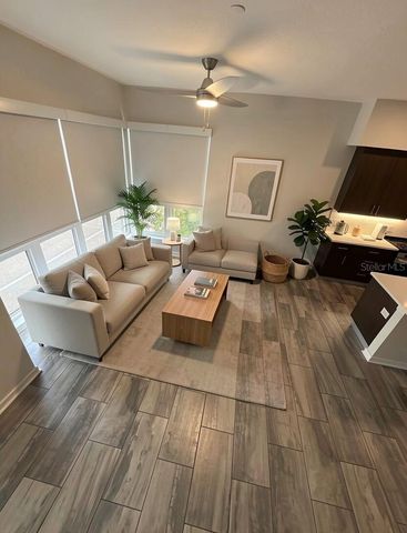 343 8TH STREET N, St Petersburg, FL 33701