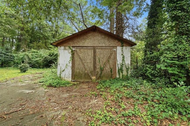 2741 E Pharr Road NE, Atlanta, GA 30317