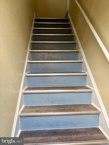 325 CUYLER AVE, Trenton, NJ 08629