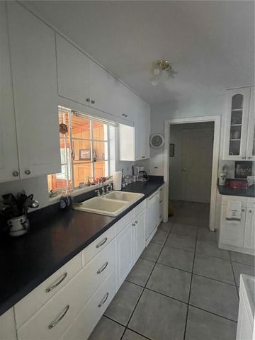 316 N STONE STREET, Deland, FL 32720