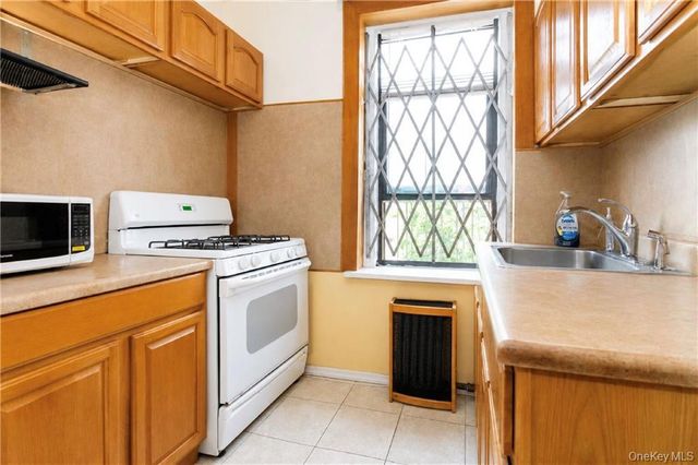 1289 E 19th Street D4, Brooklyn, NY 11230