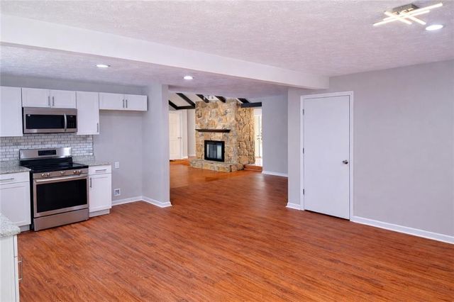 1516 Chase Court, Riverdale, GA 30296