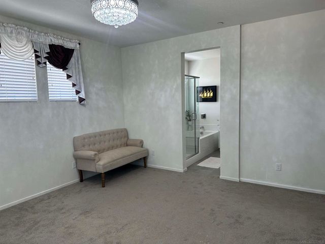 1390 SANTA VICTORIA Rd 6, Chula Vista, CA 91913