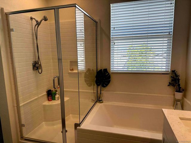 1390 SANTA VICTORIA Rd 6, Chula Vista, CA 91913