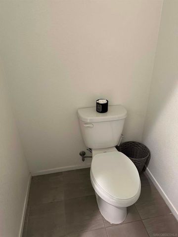 1390 SANTA VICTORIA Rd 6, Chula Vista, CA 91913