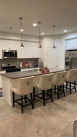 1390 SANTA VICTORIA Rd 6, Chula Vista, CA 91913