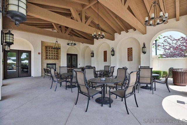 1390 SANTA VICTORIA Rd 6, Chula Vista, CA 91913