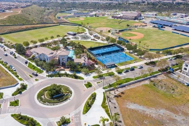 1390 SANTA VICTORIA Rd 6, Chula Vista, CA 91913