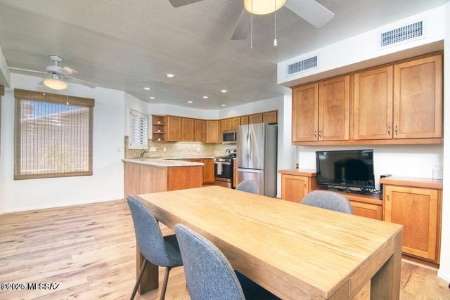 14582 N Alamo Canyon Drive, Oro Valley, AZ 85755